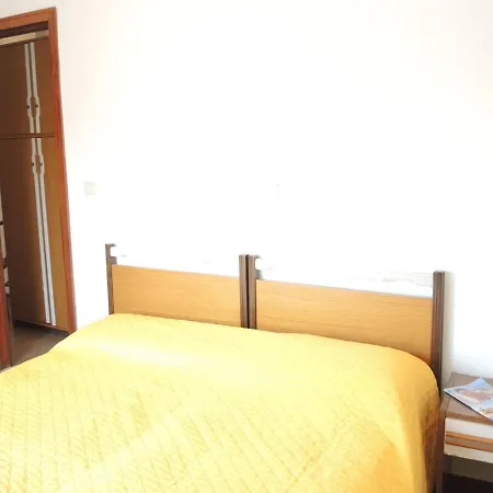 Apartment Cozy Flat Next To The Sea In - Beahost *