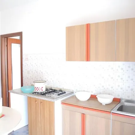 Cozy Flat Next To The Sea In - Beahost