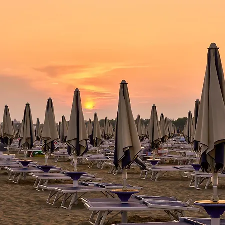 Cozy Flat Next To The Sea In - Beahost * Bibione